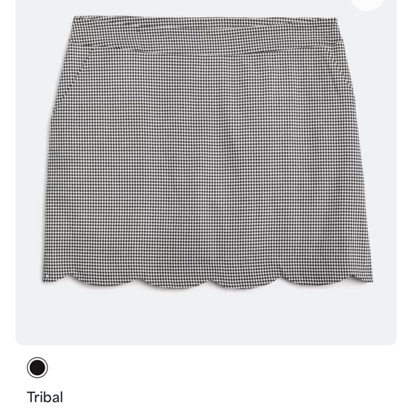 Biana scalloped Hem Skort - Picture 1 of 2